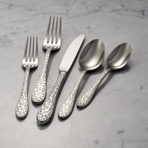 Oneida - Table Knife, 9-7/16'', paisley pattern, 18/10 stainless steel, Luzerne, Ivy Flourish